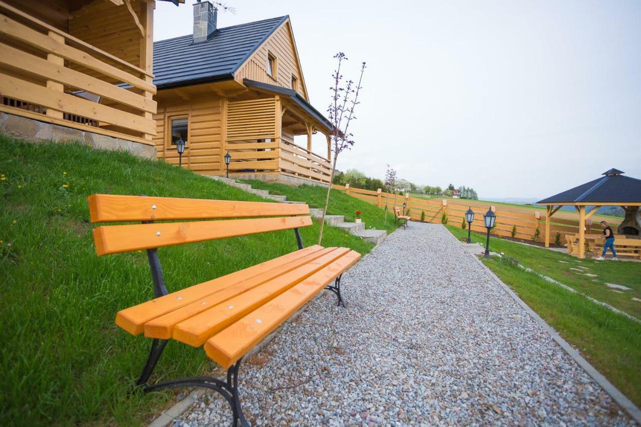 Domki Pod Kuznia Falsztyn Exterior foto